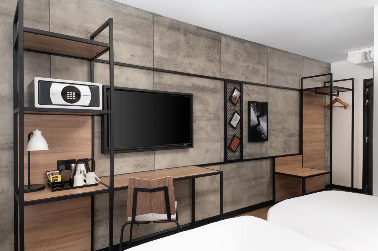 Ibis London Earls Court Hotel Bagian luar foto