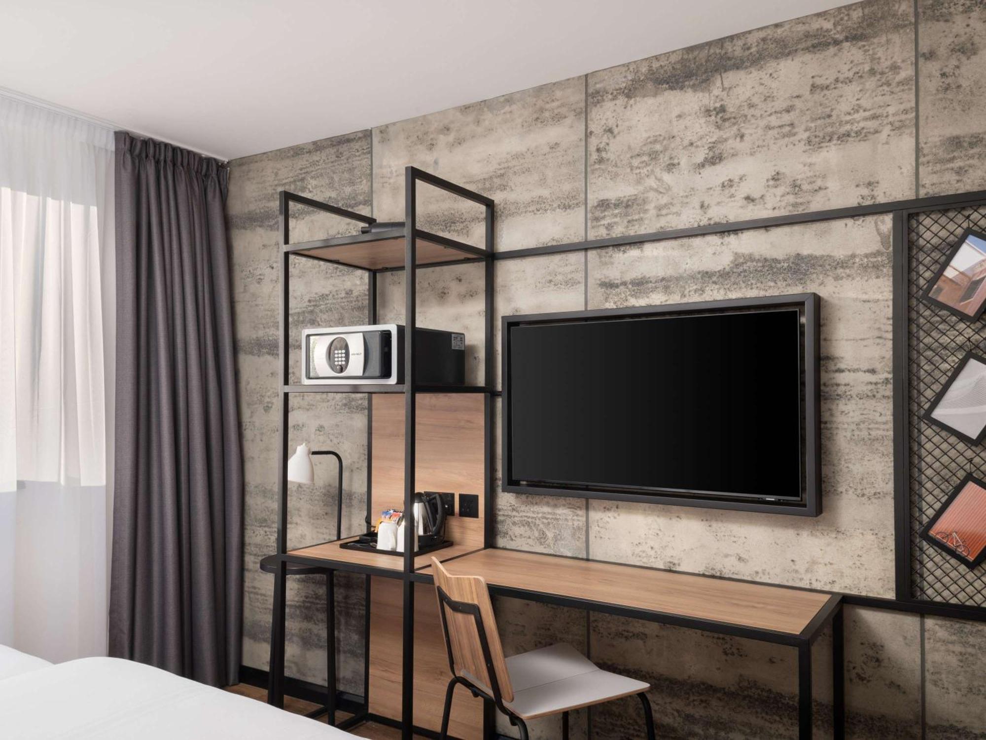 Ibis London Earls Court Hotel Bagian luar foto